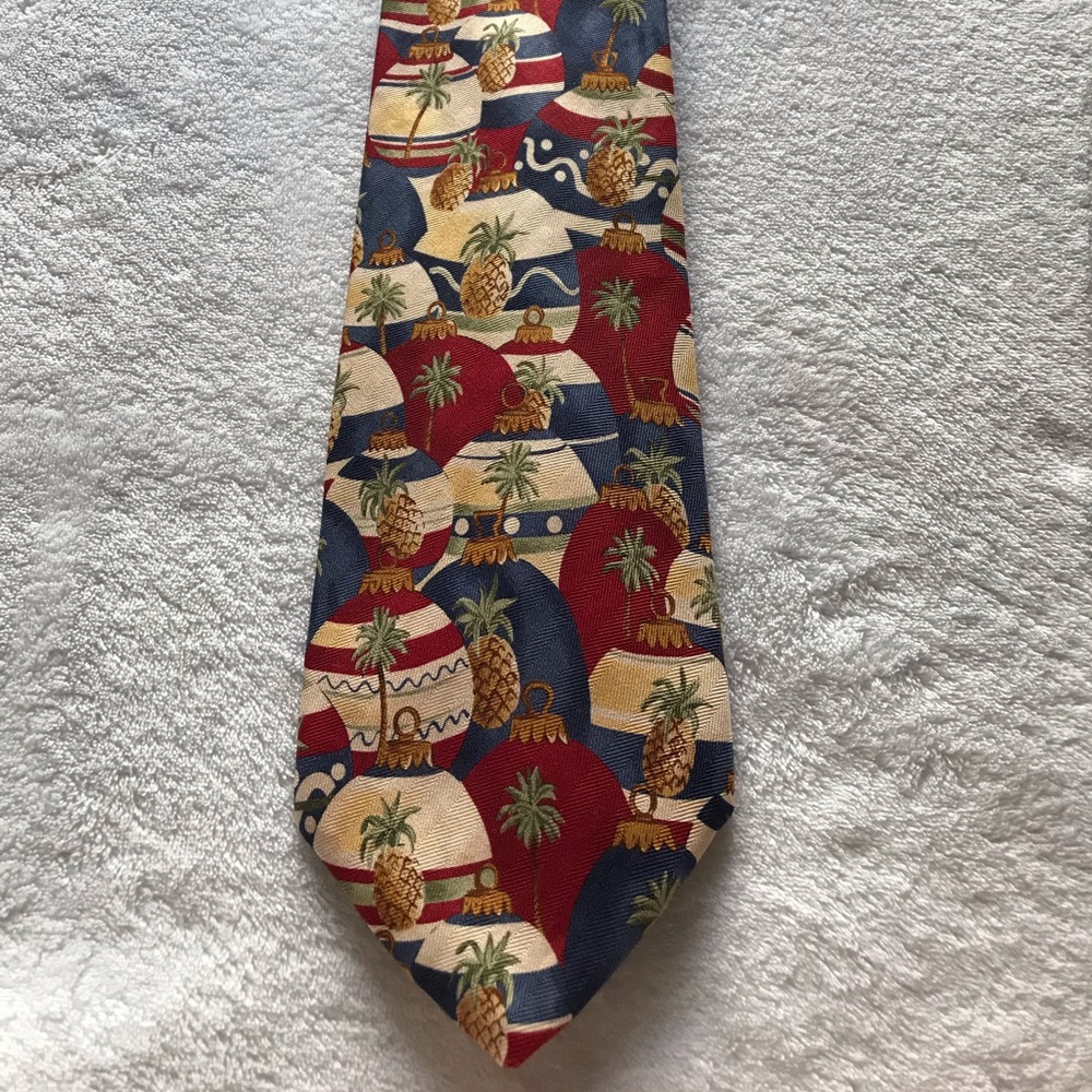 Tommy Bahama Palm Tree Ornament Tie